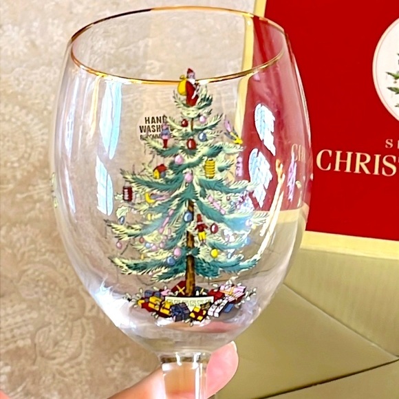 Brand New Spode Set of 4 Wine Glasses Christmas Tree 13 oz Festive Glassware - Picture 3 of 13